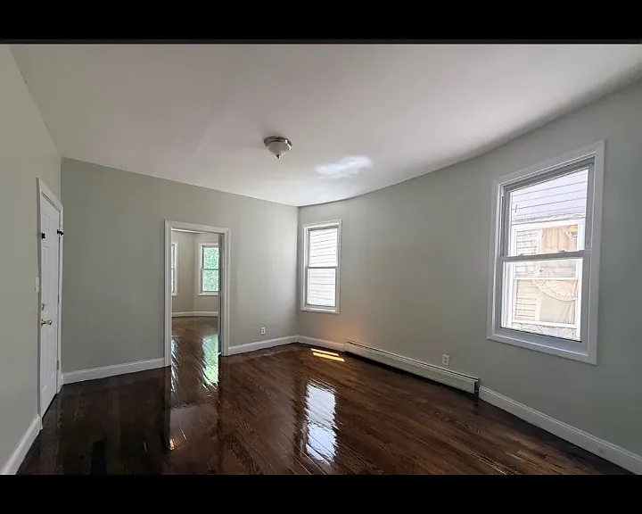 203 N 15th St #3L — Photo 12