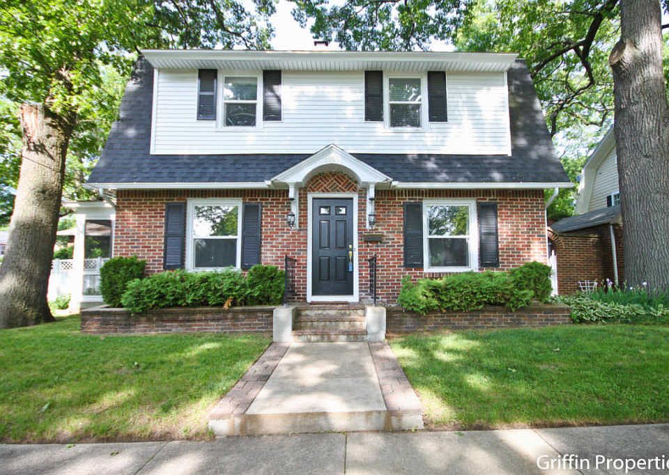1st image of 1053 Calvin Ave SE