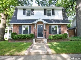 1053 Calvin Ave SE, Grand Rapids, MI 49506