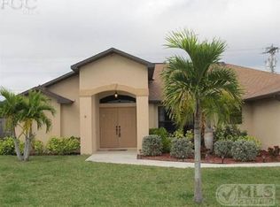 211 SE 30th Ter, Cape Coral, FL 33904