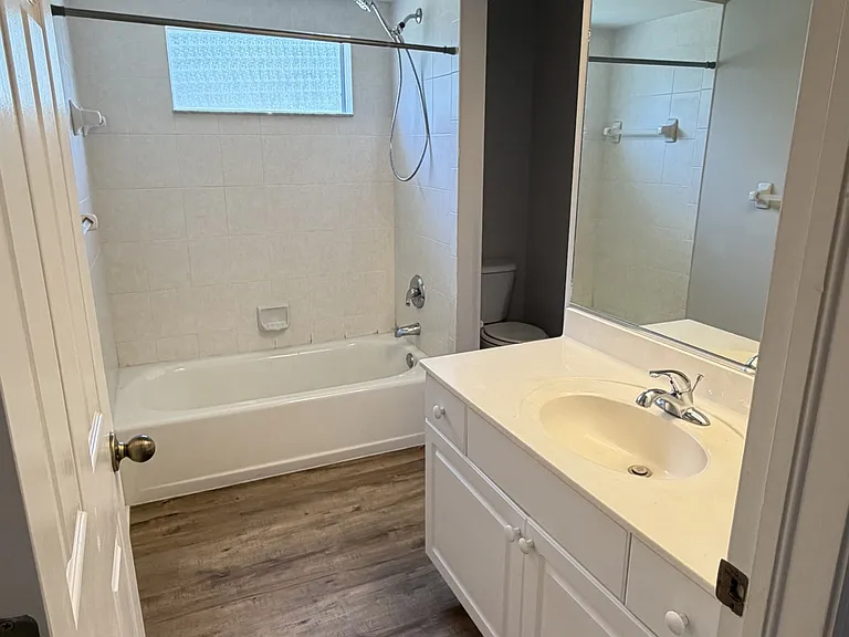 1229 SE 21st Pl — Photo 11
