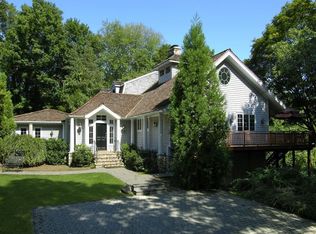 4 Interlaken Rd, Greenwich, CT 06830