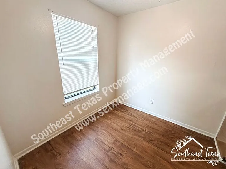 1410 S Elizabeth Ave #105 — Photo 3