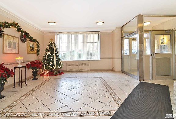 3rd image of 14010 84th Dr APT 2J