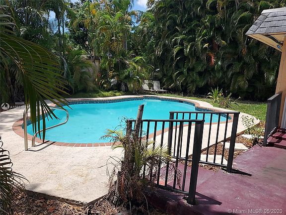 5th image of 7913 NW 74th Ave #0