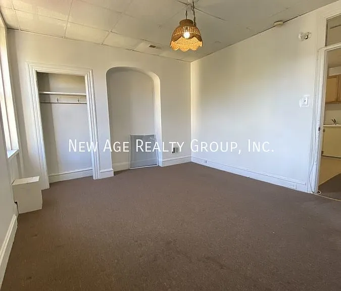 3240 N 15th St #3 — Photo 8