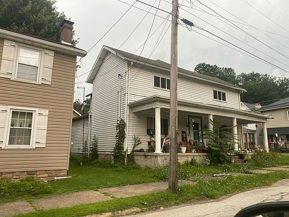3rd image of 216 Main St