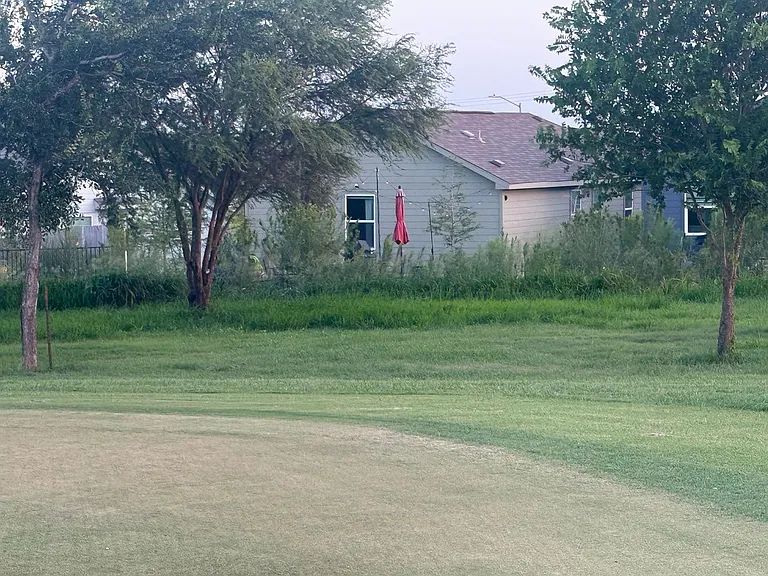 1031 Magrum Way — Photo 33