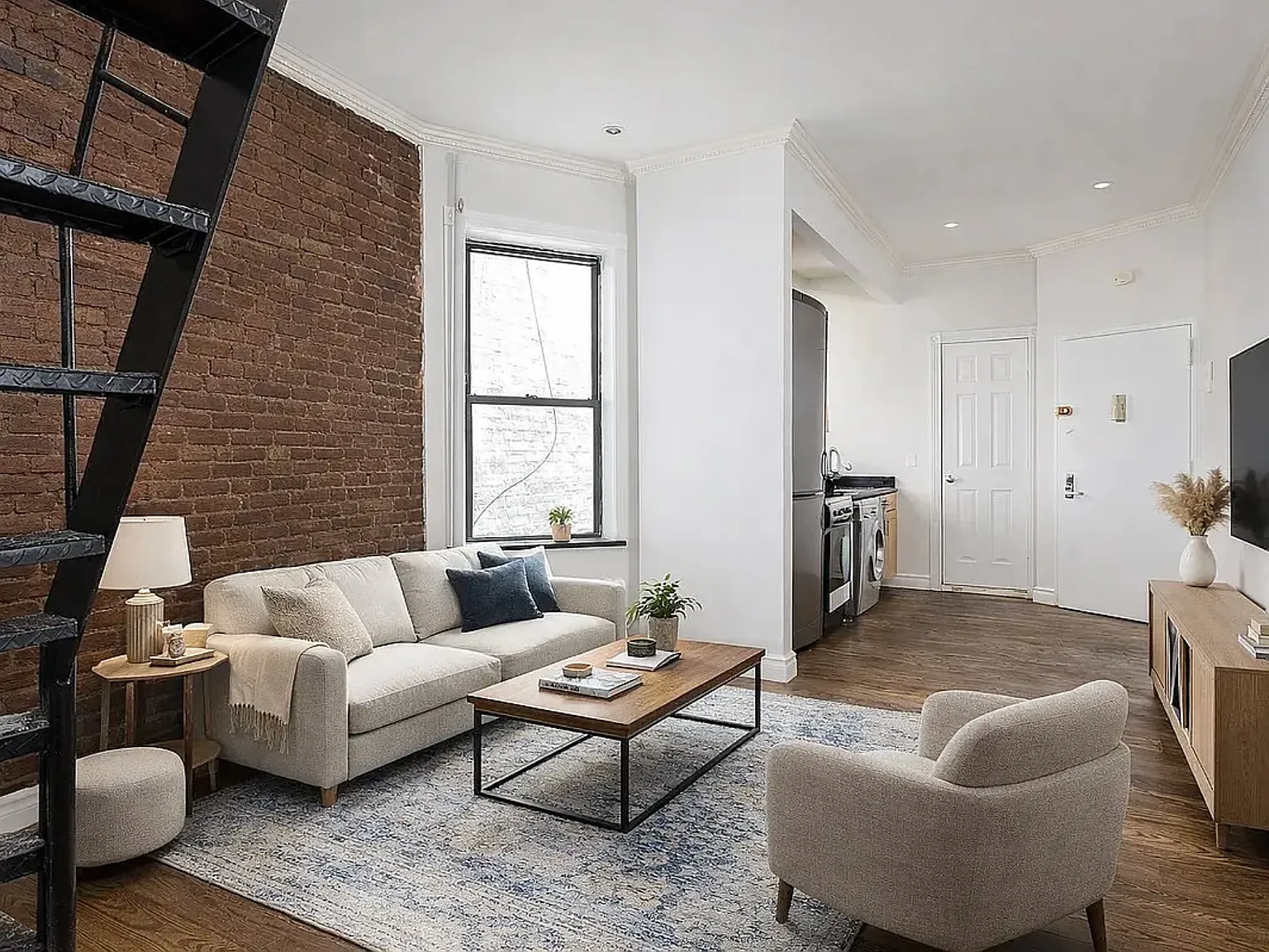 145 East 26th Street — Photo 2