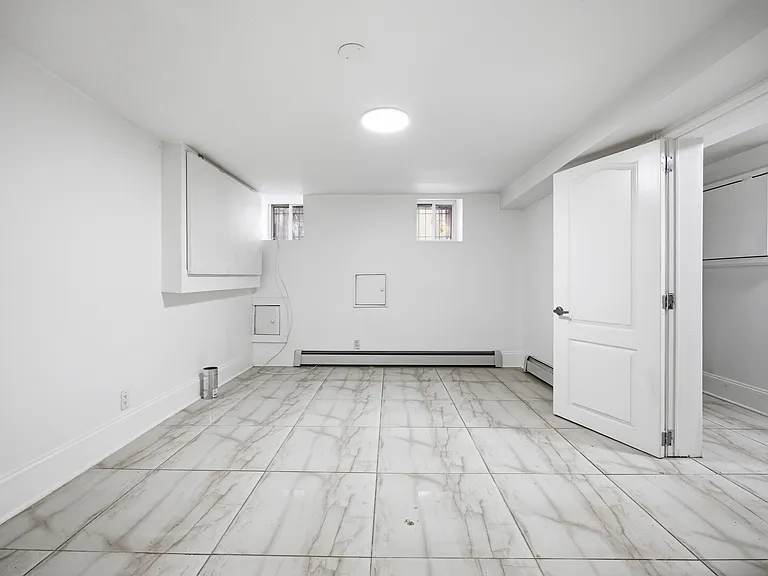964 Madison St #1 — Photo 19