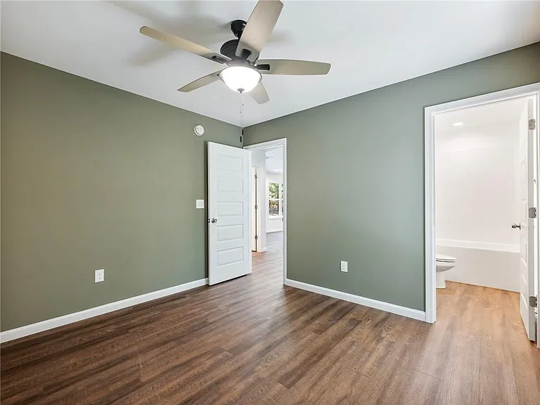8079 Beachwood Dr — Photo 18