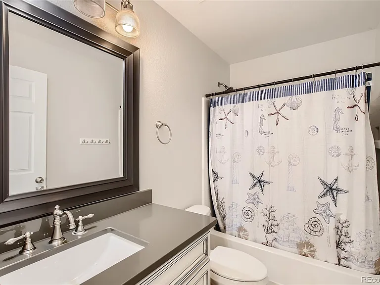 2402 S Quartz St — Photo 18