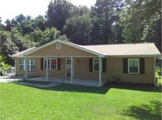 1131 Green Acres Dr, Union Point, GA 30669