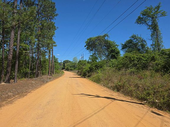 4th image of 1859 Sikes Rd