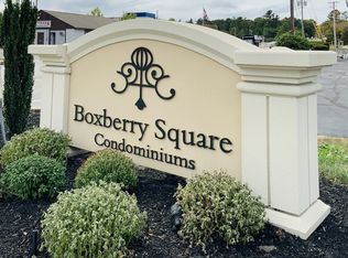 72 Boxberry Ln #72, Rockland, MA 02370
