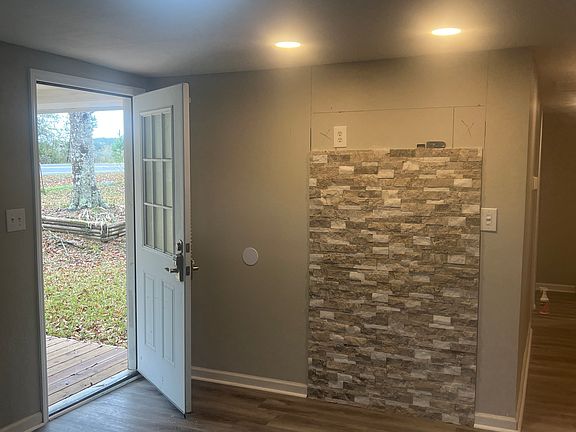 Wall of the living room to place tv on the wall