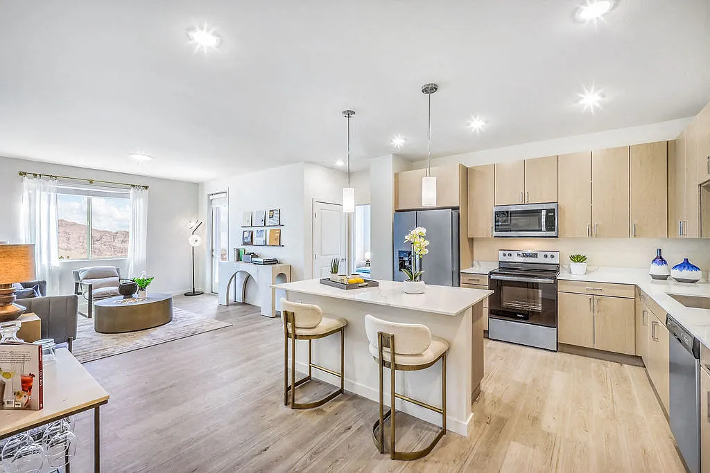 Parq at Camino — Photo 1