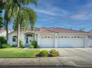 1704 E Waterford Ave, Fresno, CA
