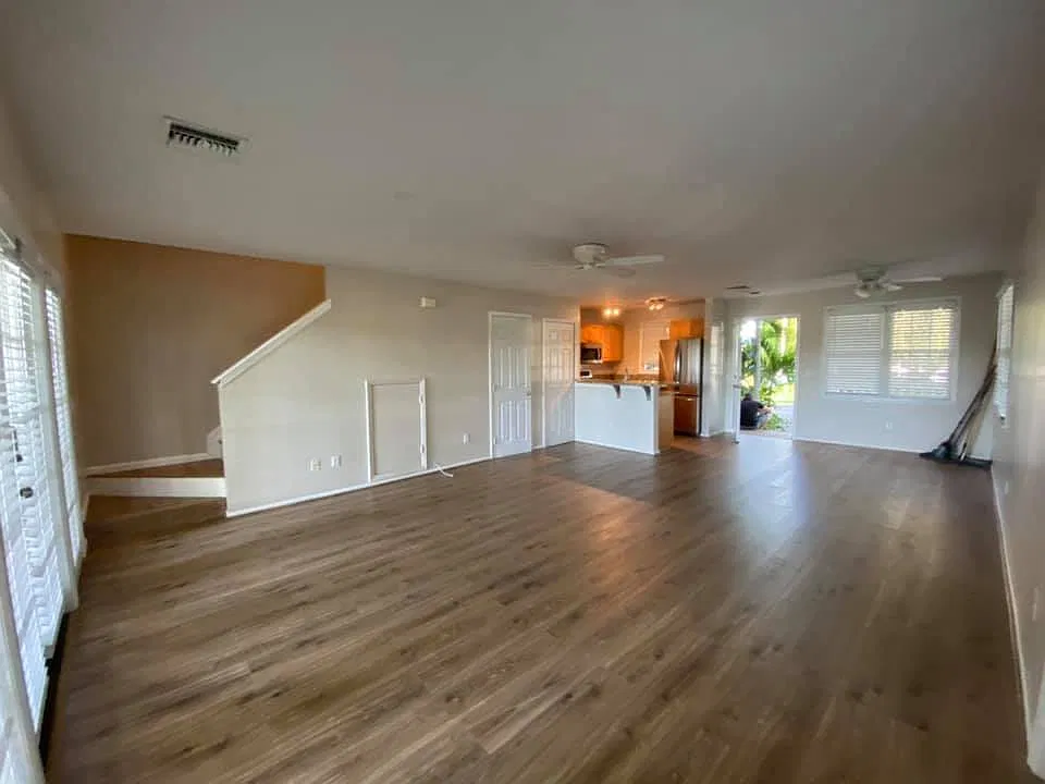 3 bed, 2.5 bath, 1060 sqft, $5,400 — Photo 2