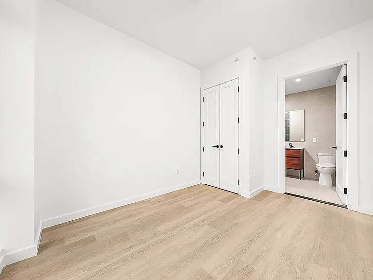 1615 Cedar St #6C — Photo 8