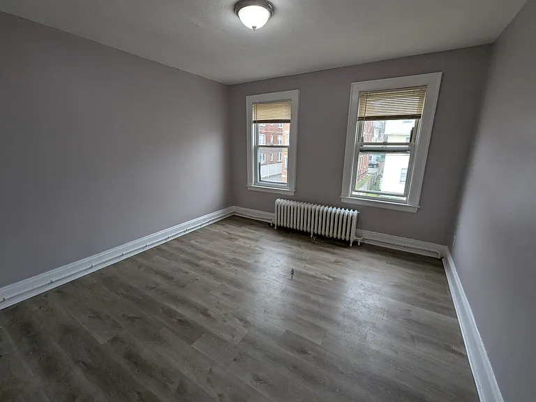 82 James St #2S — Photo 7