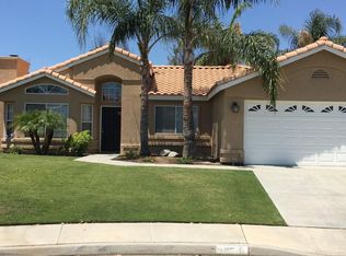 11208 Mirrored Image Ct, Bakersfield, CA 93311