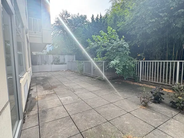 40-22 College Point Boulevard image 25 of 26