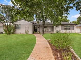 3721 London Ln, Richland Hills, TX 76118