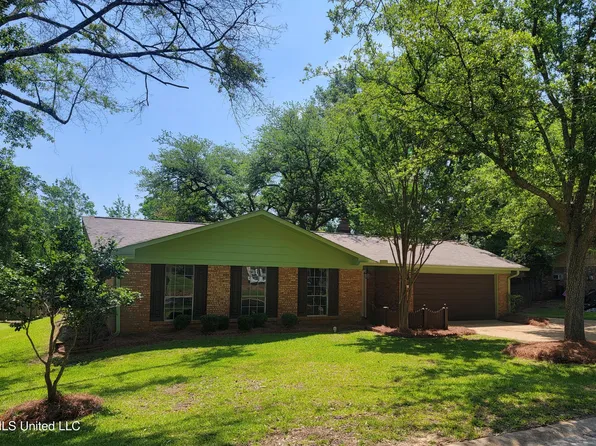 213 Kitchings Dr, Clinton, MS 39056