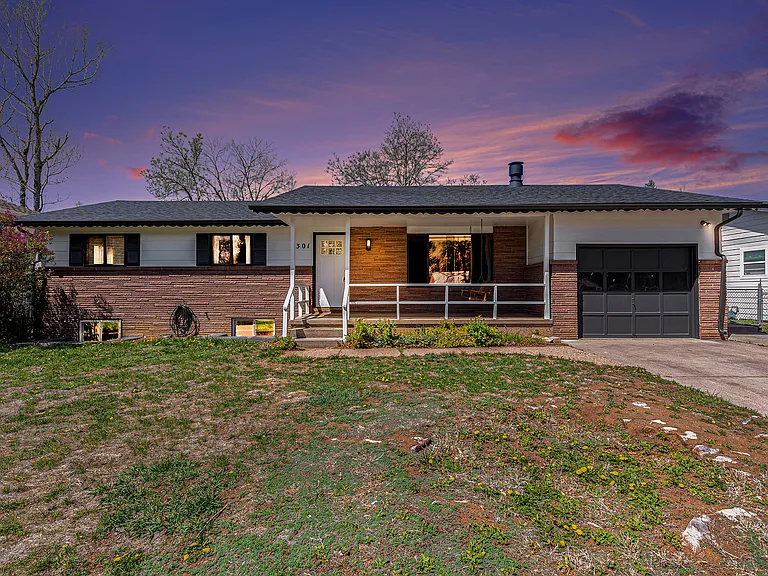 1301 Ponderosa Dr — Photo 1