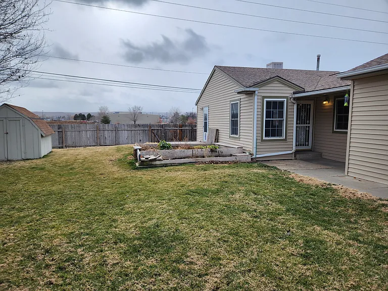 250 Nashua Ct — Photo 11