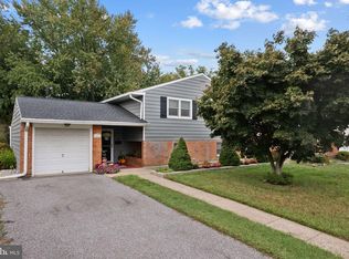 212 Foulke Ln, Springfield, PA 19064