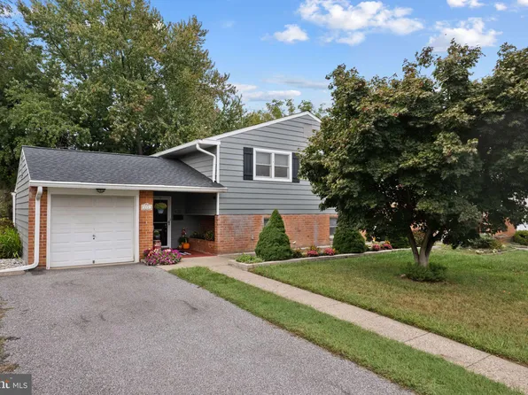 212 Foulke Ln, Springfield, PA 19064