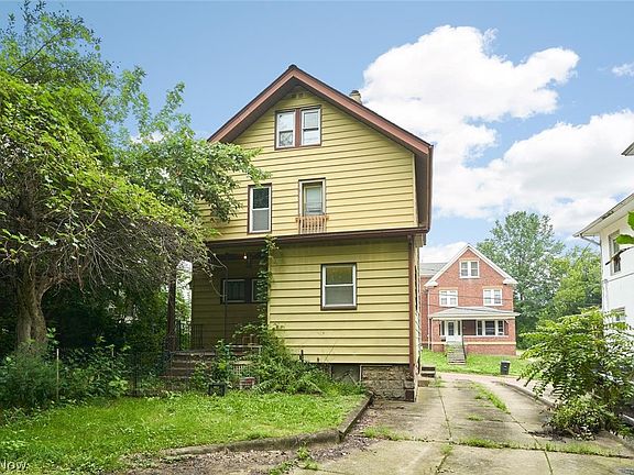 3rd image of 446 E Voris St