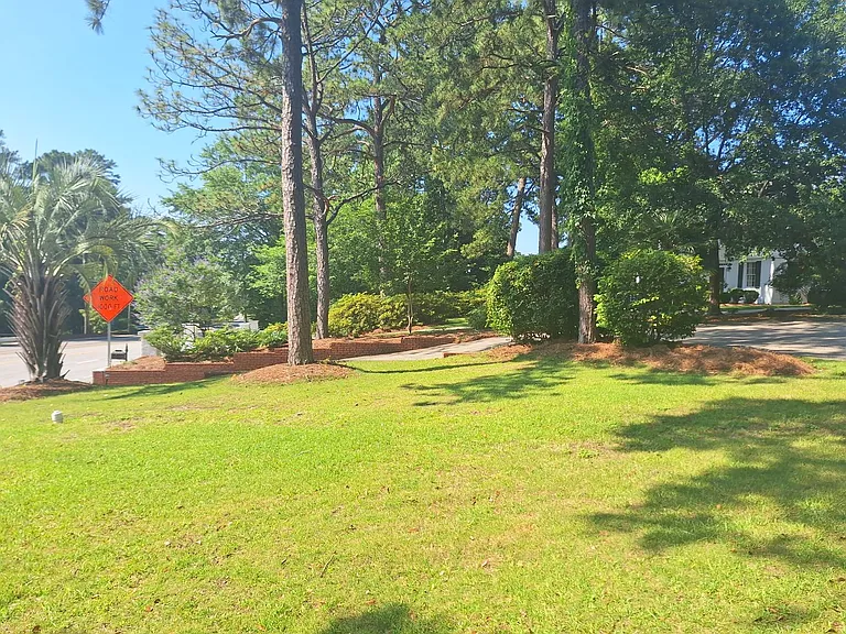755 Cross Hill Rd — Photo 5