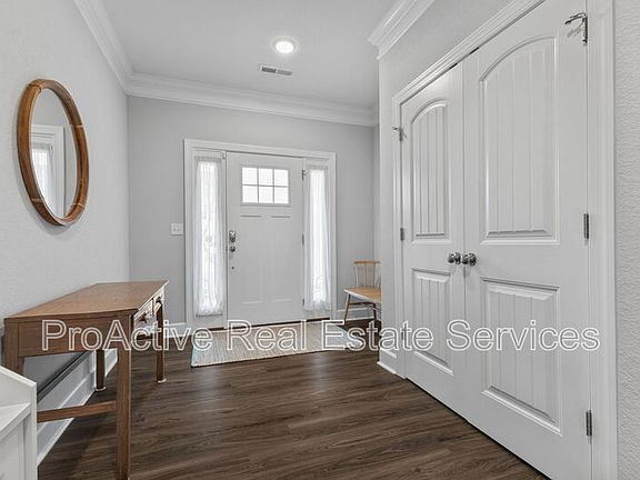 3rd image of 9575 14th Bay St