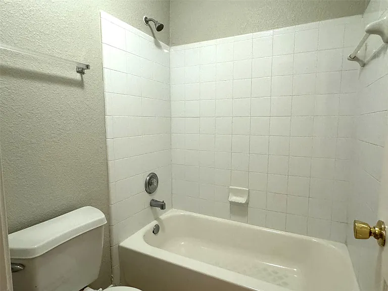 19543 Clevera Walk Ln — Photo 45