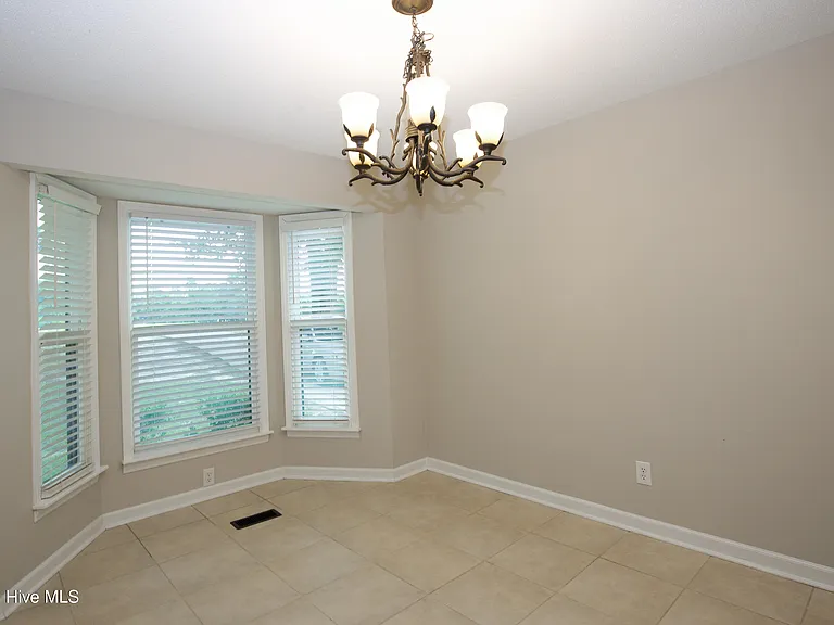 201 Sarason Pl — Photo 18