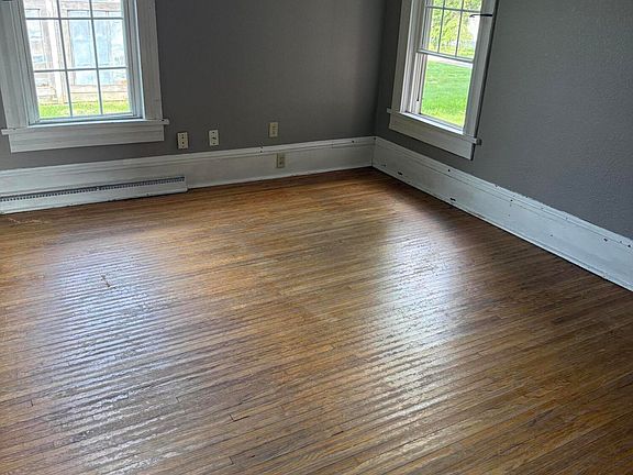 5th image of 311 S Main St