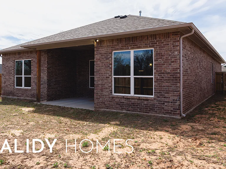 512 Remington Ave — Photo 60