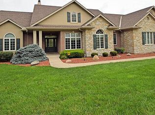 5990 Dry Ridge Rd, Cincinnati, OH 45252