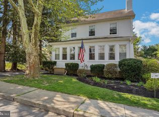 106 Glen Mawr Dr, Ambler, PA 19002