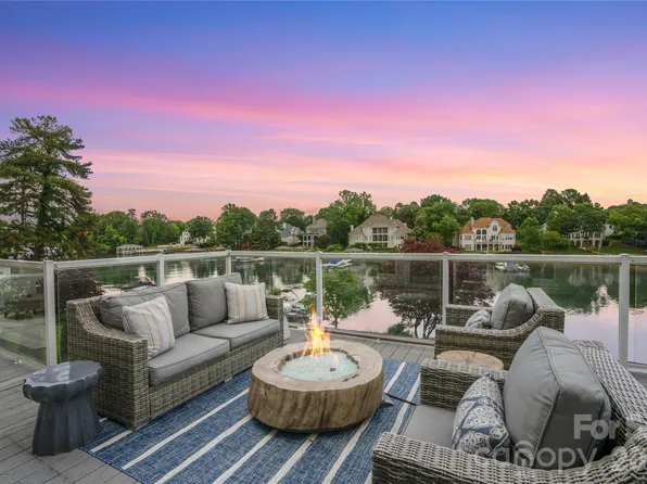 17825 Spinnakers Reach Dr, Cornelius, NC 28031