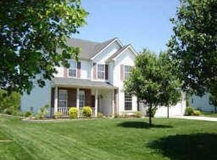 12722 Geist Cove Dr, Indianapolis, IN 46236