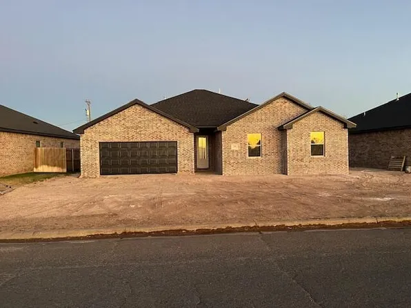 708 Columbia Dr, Hereford, TX 79045