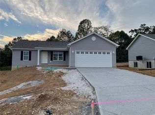 152 Colton Jesse Dr, Winfield, MO 63389