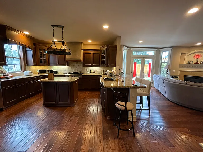 12326 NE 102nd Ln — Photo 7