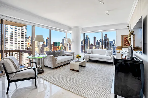 Sold by SERHANT. | media 2