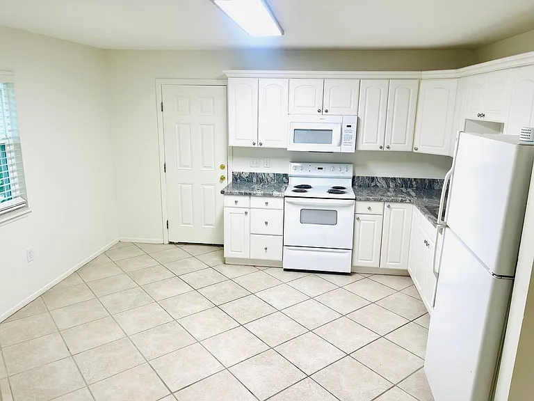 Brand New Granite Countertops
Garbage Disposal, Microwave, Dishwasher, Electric Range, Refigerator/Freezer, LED Lighting