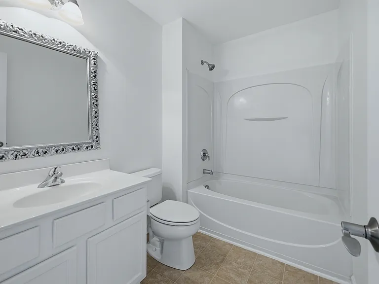 205 Azteca Dr — Photo 32